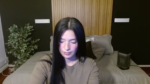 Snapshot of dafne_bss chatting on January 23, 8:36 am dafne_bss online show from January 23, 8:36 am