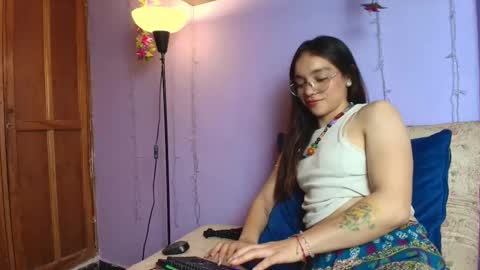 Snapshot of dafnemel chatting on January 19, 4:22 pm dafnemel online show from January 19, 4:22 pm