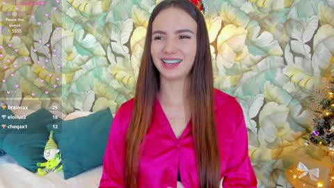 Snapshot of dafnevega chatting on December 26, 7:49 pm Dafne online show from December 26, 7:49 pm