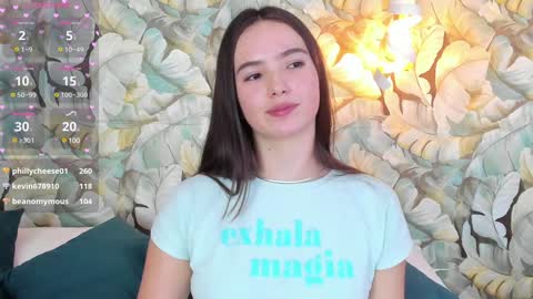 Snapshot of dafnevega chatting on February 26, 1:53 am Dafne online show from February 26, 1:53 am