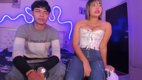 dafnezahiraa  online show from February 24, 5:27 am