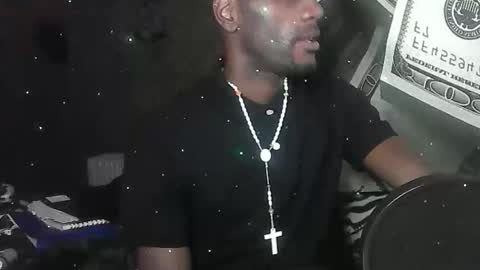 Snapshot of dagoer9eleven chatting on November 1, 8:05 am dagoer9eleven online show from November 1, 8:05 am