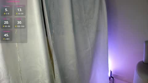 Snapshot of dahian_carter chatting on May 26, 9:38 am Dahian online show from May 26, 9:38 am
