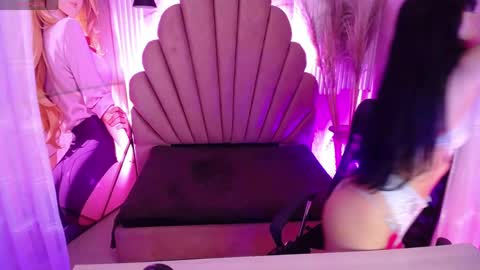 Snapshot of dahiana_clark7 chatting on March 27, 4:29 am Dahiana and Mathew online show from March 27, 4:29 am