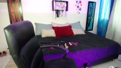 Snapshot of dahiana_sterling chatting on January 23, 10:11 pm Dahiana online show from January 23, 10:11 pm