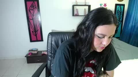 Snapshot of dahiana_sterling chatting on February 21, 10:59 pm Dahiana online show from February 21, 10:59 pm