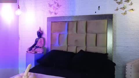 Dahiana online show from February 8, 11:35 am