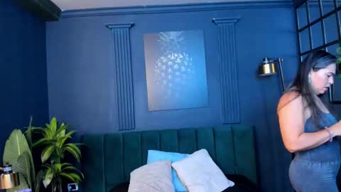 Dahiane Connor online show from March 19, 11:36 am