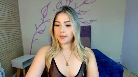 Snapshot of dahliamoore chatting on January 10, 8:04 pm Dahlia online show from January 10, 8:04 pm