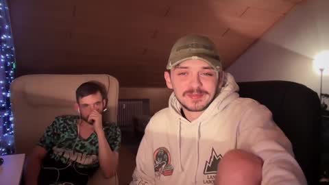 Snapshot of daimon_hall chatting on January 6, 12:37 am Daimon online show from January 6, 12:37 am