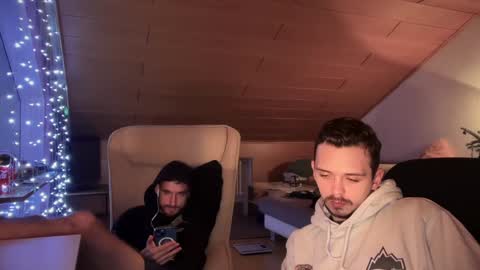 Snapshot of daimon_hall chatting on January 8, 4:23 am Daimon online show from January 8, 4:23 am