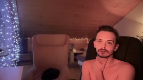 Snapshot of daimon_hall chatting on January 10, 4:54 am Daimon online show from January 10, 4:54 am