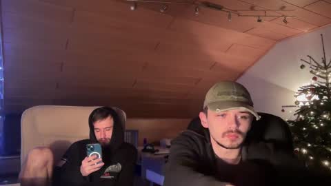 Snapshot of daimon_hall chatting on January 14, 3:32 am Daimon online show from January 14, 3:32 am