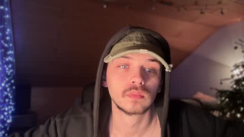 Snapshot of daimon_hall chatting on January 16, 5:00 am Daimon online show from January 16, 5:00 am