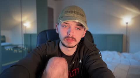 Snapshot of daimon_hall chatting on January 19, 8:29 am Daimon online show from January 19, 8:29 am