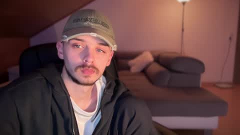 Snapshot of daimon_hall chatting on February 3, 2:58 am Daimon online show from February 3, 2:58 am