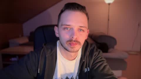 Snapshot of daimon_hall chatting on February 7, 1:15 am Daimon online show from February 7, 1:15 am