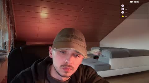 Snapshot of daimon_hall chatting on February 17, 6:53 am Daimon online show from February 17, 6:53 am