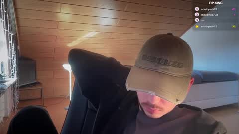 Snapshot of daimon_hall chatting on February 17, 9:56 am Daimon online show from February 17, 9:56 am