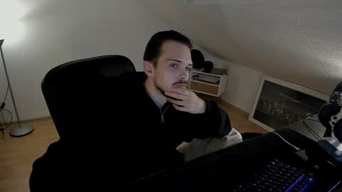 Snapshot of daimon_hall chatting on October 24, 12:52 am Daimon online show from October 24, 12:52 am