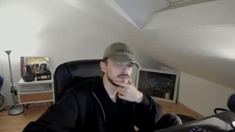 Snapshot of daimon_hall chatting on October 29, 2:03 am Daimon online show from October 29, 2:03 am