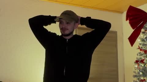 Snapshot of daimon_hall chatting on November 18, 10:25 pm Daimon online show from November 18, 10:25 pm