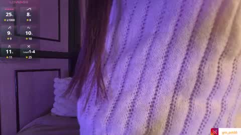 Snapshot of dainty_angel_ chatting on July 15, 11:04 am Angel online show from July 15, 11:04 am