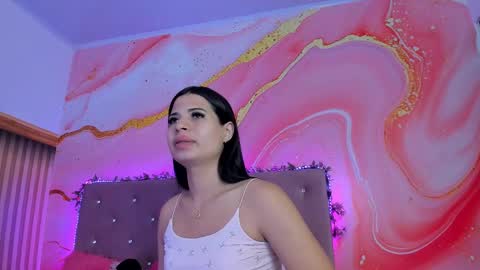 Snapshot of daisy__rose chatting on February 20, 11:09 am Dai online show from February 20, 11:09 am