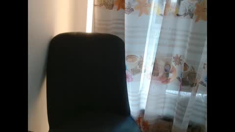 Snapshot of daisy_ashe chatting on September 10, 1:22 pm Ashe online show from September 10, 1:22 pm