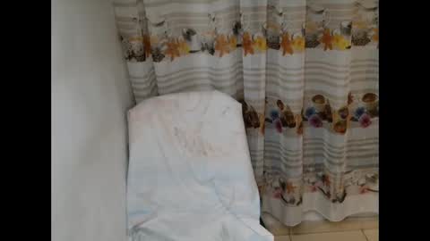 Snapshot of daisy_ashe chatting on October 13, 6:52 pm Ashe online show from October 13, 6:52 pm