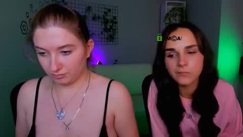 Snapshot of daisy_candy chatting on September 27, 7:41 pm Little Di online show from September 27, 7:41 pm