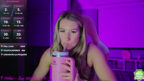 Snapshot of daisydeliciousxx chatting on February 22, 12:36 pm DaisyDeliciousxx online show from February 22, 12:36 pm