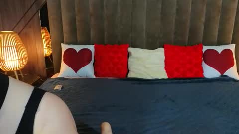 Snapshot of daisydelight_ chatting on February 15, 3:25 am daisydelight_ online show from February 15, 3:25 am