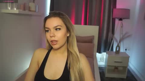 Daisy online show from February 8, 11:35 am