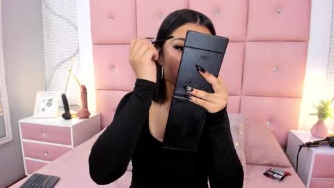 Mariana online show from December 19, 11:50 am