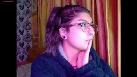    --  -- help me reach 100 hands up  online show from November 12, 3:29 am