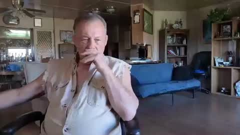 dakit online show from October 4, 7:34 pm