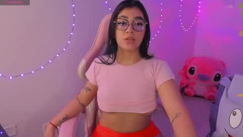 dakoota_luv online show from November 5, 4:23 am