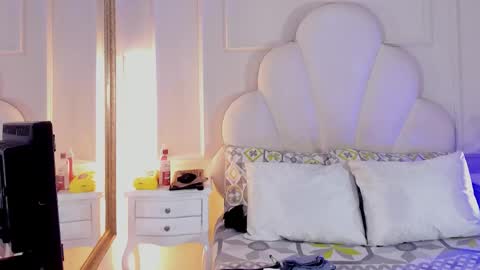 Snapshot of dakootamillerr chatting on February 24, 11:30 am dakootamillerr online show from February 24, 11:30 am