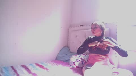 Dakota and Aron online show from December 13, 4:38 pm