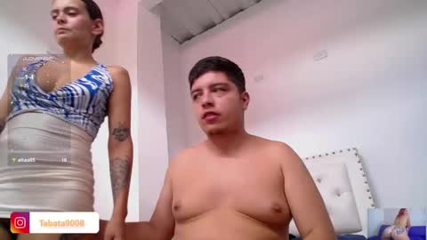 Dakota and Aron online show from April 8, 5:02 pm