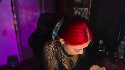 Dakota Crab online show from February 7, 10:20 pm