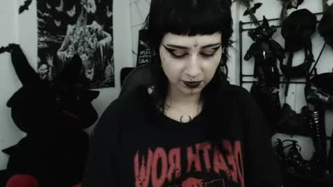 dakota online show from July 8, 3:11 am
