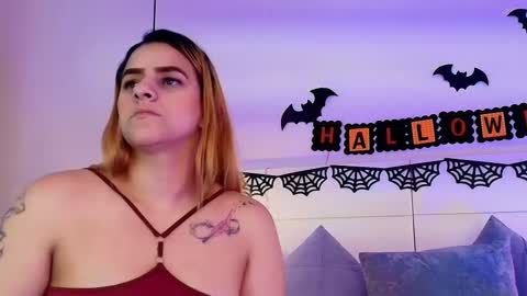 Dakota-Megan online show from October 28, 2:53 pm