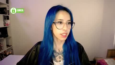 Snapshot of dakota_senju chatting on April 1, 3:20 pm Maca online show from April 1, 3:20 pm