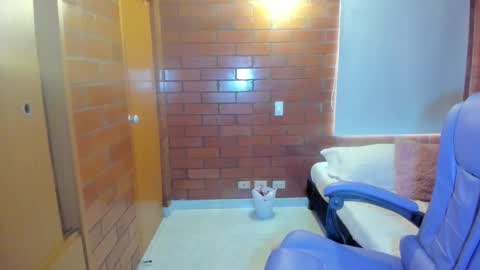 The girl of your dreams o online show from January 3, 1:58 pm