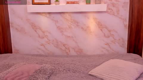 Snapshot of dakotaferreti chatting on February 22, 11:25 pm Dakota Ferreti online show from February 22, 11:25 pm