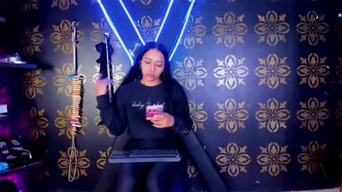  dakotha      online show from March 4, 12:11 pm