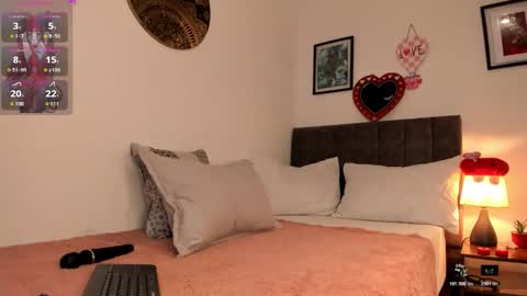 D A L H I L A online show from February 16, 12:01 pm