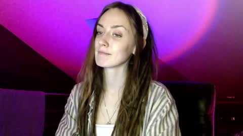 Dalia  online show from January 11, 2:36 pm